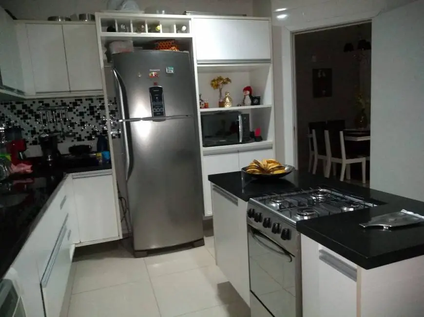 Foto 5 de Casa de Condomínio com 4 Quartos para alugar, 200m² em Colônia Terra Nova, Manaus