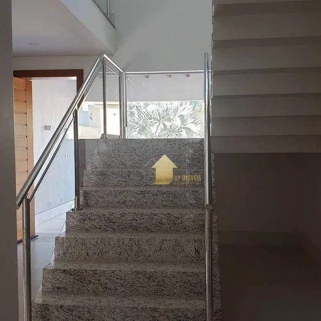 Foto 4 de Casa de Condomínio com 4 Quartos à venda, 365m² em Condomínio Residencial Florais dos Lagos , Cuiabá