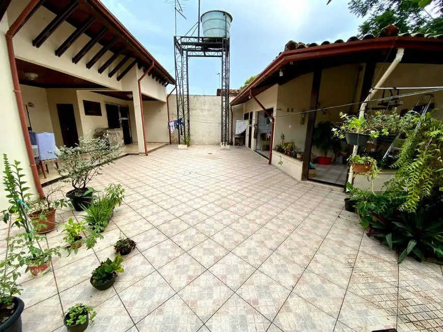 Foto 2 de Casa de Condomínio com 4 Quartos à venda, 360m² em Coqueiro, Ananindeua