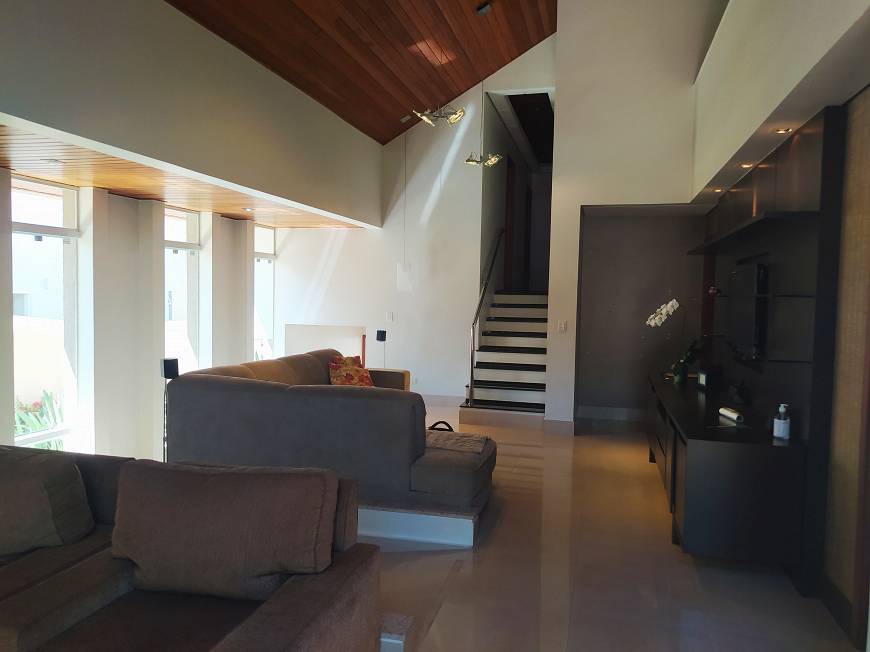 Foto 2 de Casa de Condomínio com 4 Quartos para alugar, 400m² em Gleba Fazenda Palhano, Londrina