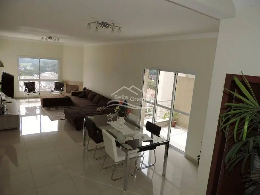 Foto 4 de Casa de Condomínio com 4 Quartos para alugar, 340m² em Granja Viana, Cotia