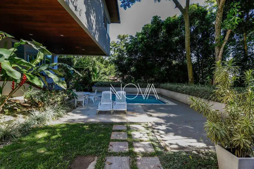 Foto 2 de Casa de Condomínio com 4 Quartos para alugar, 450m² em Itanhangá, Rio de Janeiro
