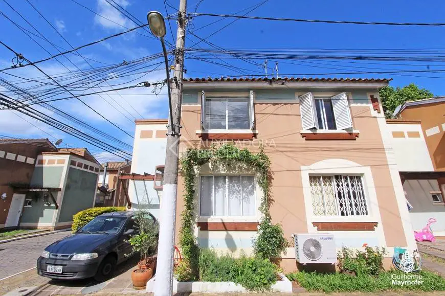 Foto 1 de Casa de Condomínio com 4 Quartos à venda, 86m² em Jardim Itú Sabará, Porto Alegre