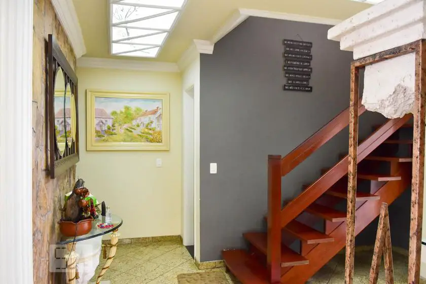 Foto 2 de Casa de Condomínio com 4 Quartos para alugar, 280m² em Jardim Santa Helena, São Paulo
