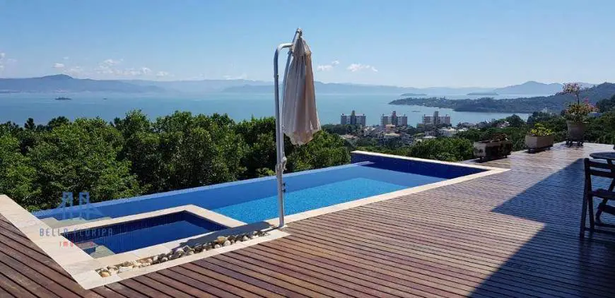 Foto 1 de Casa de Condomínio com 4 Quartos à venda, 450m² em Joao Paulo, Florianópolis