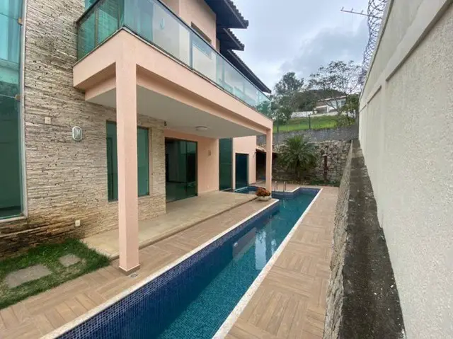 Foto 1 de Casa de Condomínio com 4 Quartos para alugar, 350m² em Lagoa, Macaé