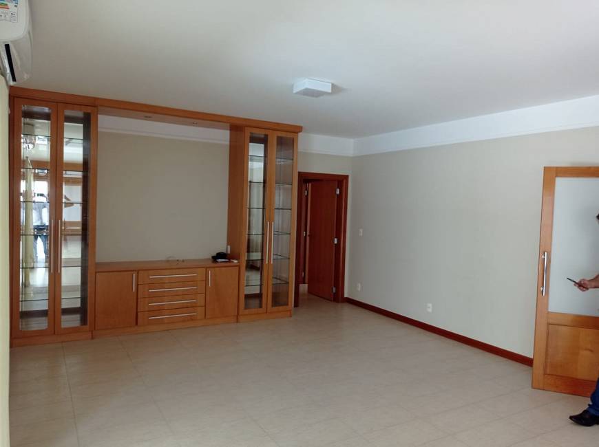 Foto 3 de Casa de Condomínio com 4 Quartos para alugar, 250m² em Loteamento Alphaville Campinas, Campinas