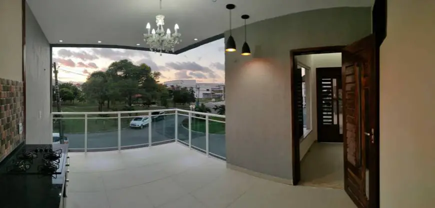 Foto 2 de Casa de Condomínio com 4 Quartos para alugar, 222m² em Luzardo Viana, Maracanaú