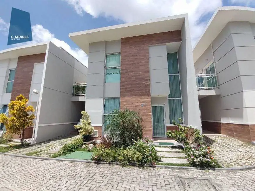 Foto 1 de Casa de Condomínio com 4 Quartos para venda ou aluguel, 139m² em Mangabeira, Eusébio
