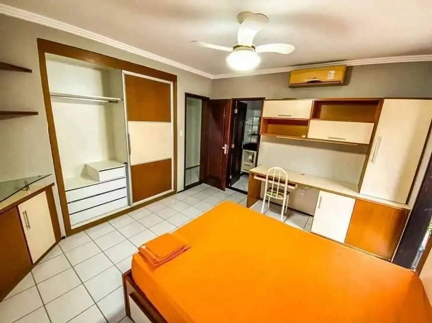 Foto 2 de Casa de Condomínio com 4 Quartos à venda, 320m² em Olho d'Água, São Luís