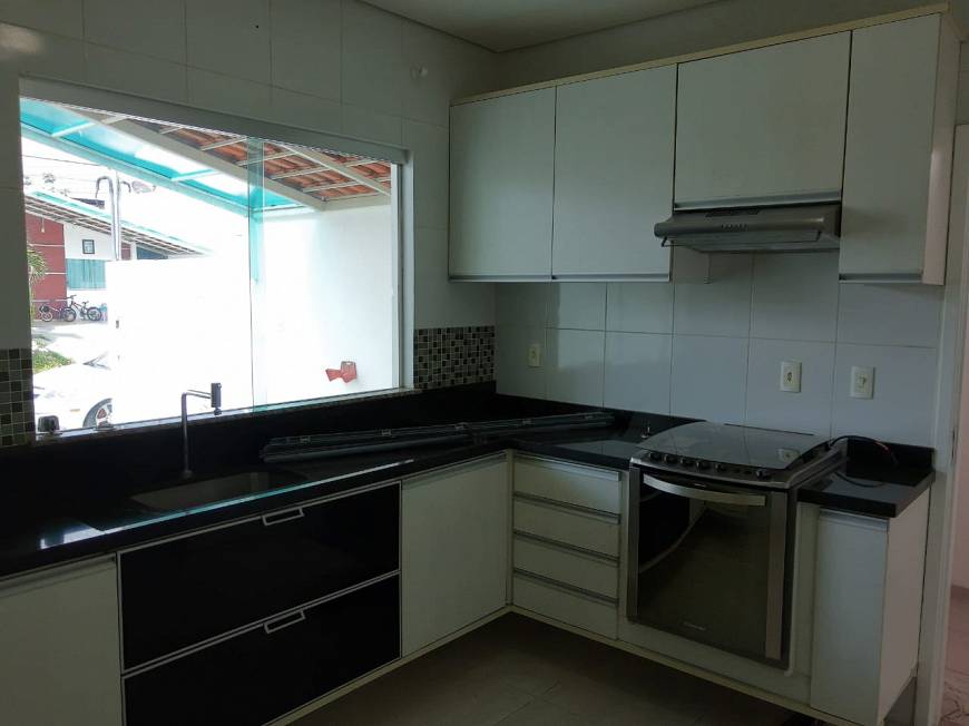 Foto 1 de Casa de Condomínio com 4 Quartos à venda, 138m² em Parque Dez de Novembro, Manaus