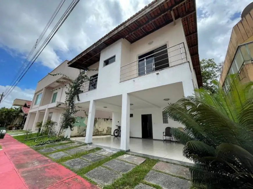 Foto 1 de Casa de Condomínio com 4 Quartos à venda, 211m² em Parque Verde, Belém