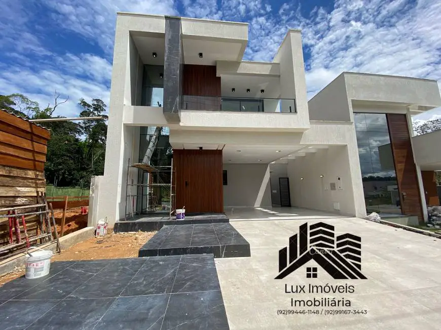 Foto 1 de Casa de Condomínio com 4 Quartos à venda, 200m² em Ponta Negra, Manaus
