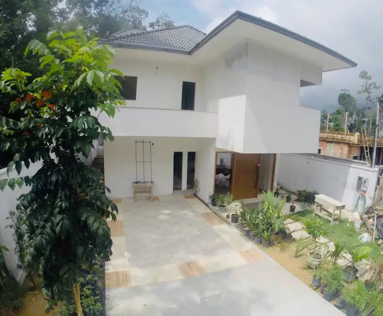 Foto 1 de Casa de Condomínio com 4 Quartos à venda, 246m² em Ponta Negra, Manaus