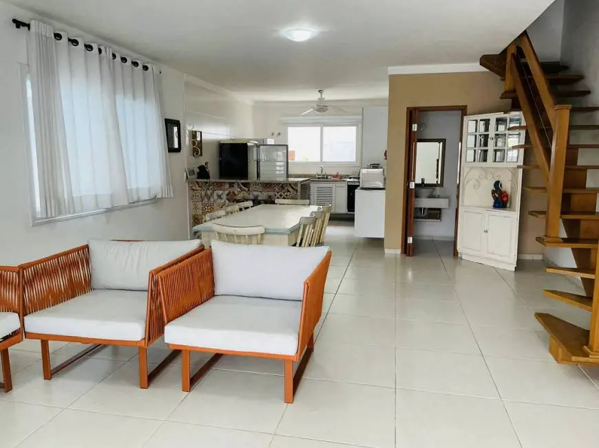 Foto 4 de Casa de Condomínio com 4 Quartos à venda, 250m² em Praia de Juquehy, São Sebastião