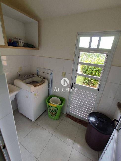 Foto 5 de Casa de Condomínio com 4 Quartos à venda, 121m² em Praia De Palmas, Governador Celso Ramos