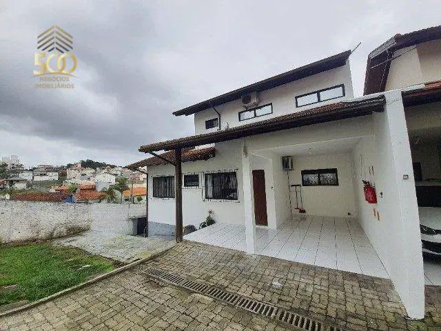 Foto 1 de Casa de Condomínio com 4 Quartos à venda, 200m² em Real Parque, São José