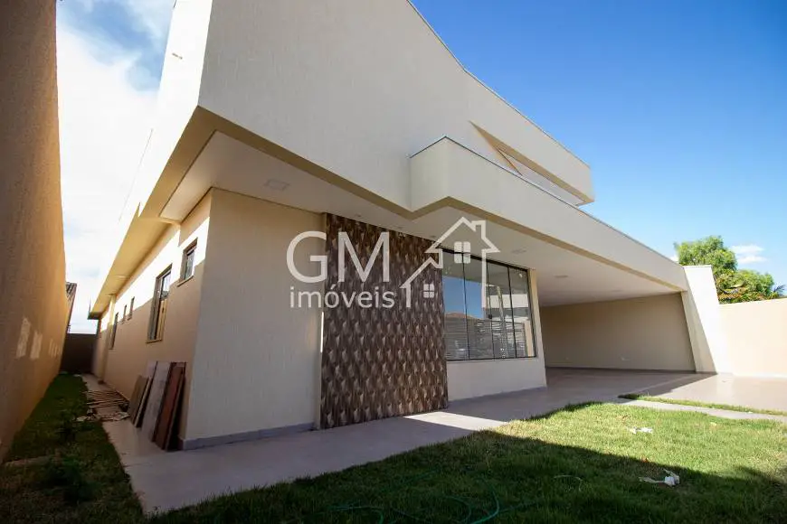 Foto 3 de Casa de Condomínio com 4 Quartos à venda, 340m² em Regiao dos Lagos, Brasília