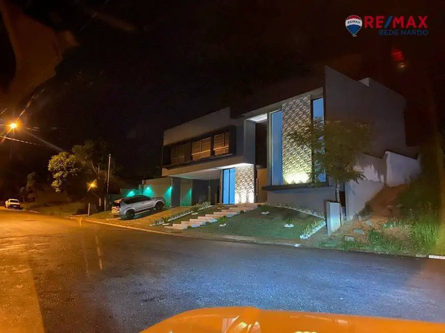 Foto 3 de Casa de Condomínio com 4 Quartos à venda, 310m² em Residencial Euroville, Bragança Paulista