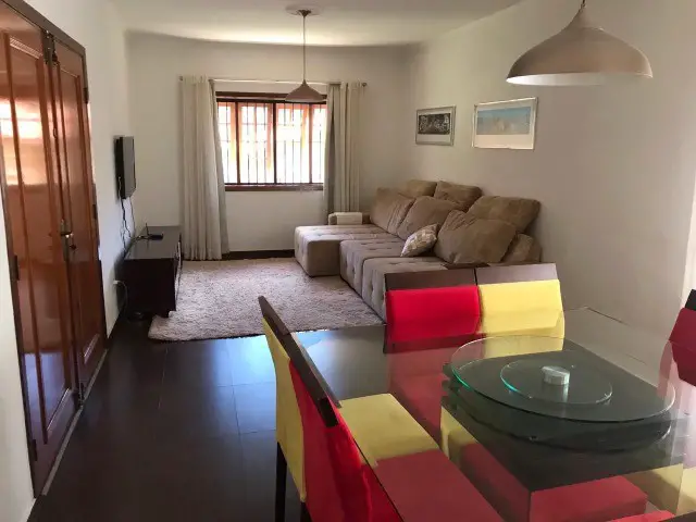 Foto 2 de Casa de Condomínio com 4 Quartos para alugar, 220m² em Santa Cândida 	, Vinhedo