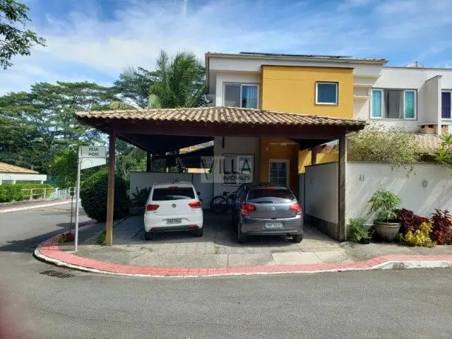 Foto 3 de Casa de Condomínio com 4 Quartos à venda, 200m² em Santa Luzia, Serra