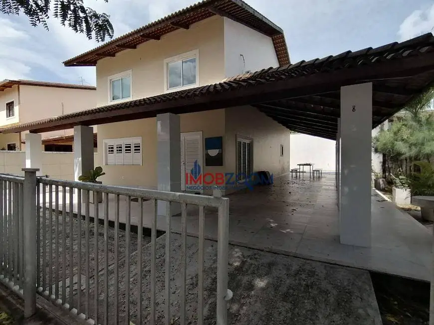 Foto 1 de Casa de Condomínio com 4 Quartos para alugar, 370m² em São Bento, Fortaleza