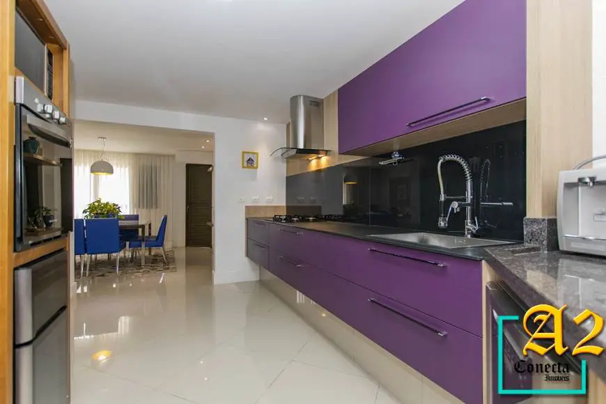 Foto 5 de Casa de Condomínio com 4 Quartos à venda, 680m² em São Lourenço, Curitiba