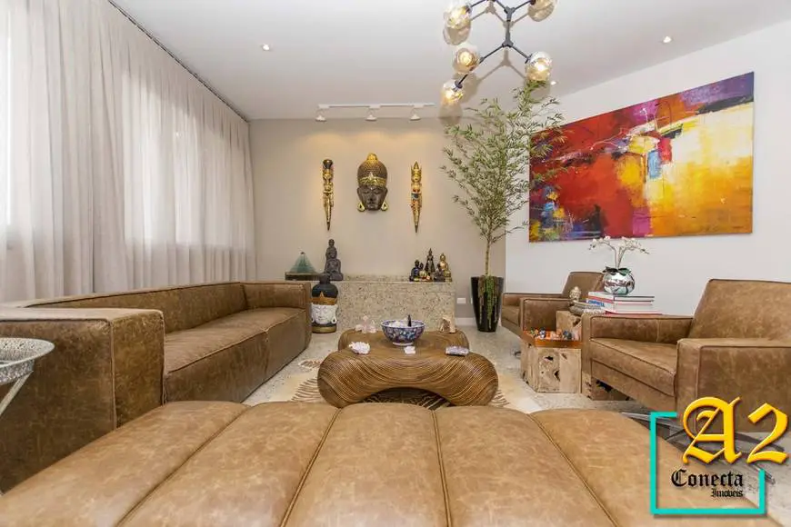 Foto 2 de Casa de Condomínio com 4 Quartos à venda, 680m² em São Lourenço, Curitiba