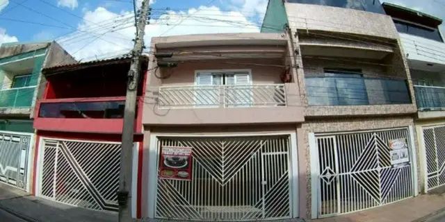 Foto 1 de Casa de Condomínio com 4 Quartos à venda, 230m² em Taboão, Guarulhos