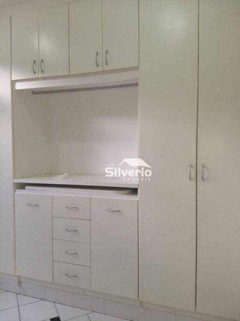Foto 5 de Casa de Condomínio com 4 Quartos à venda, 280m² em Urbanova, São José dos Campos