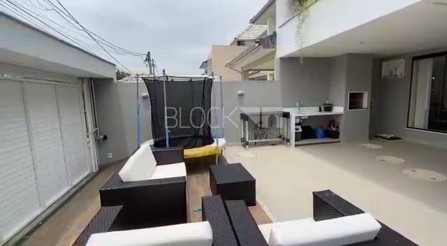 Foto 1 de Casa de Condomínio com 4 Quartos para alugar, 310m² em Vargem Pequena, Rio de Janeiro