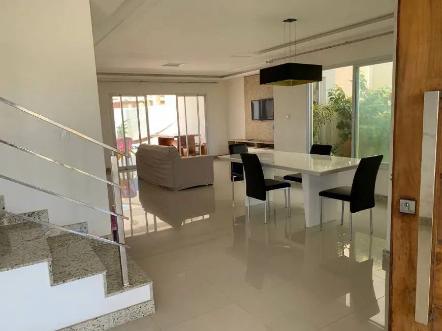 Foto 2 de Casa de Condomínio com 4 Quartos para alugar, 294m² em Zona de Expansao Mosqueiro, Aracaju