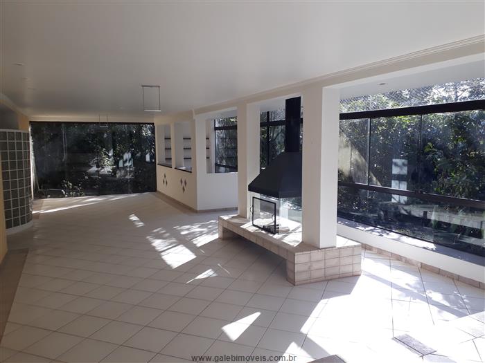 Foto 1 de Casa de Condomínio com 5 Quartos à venda, 448m² em Alpes da Cantareira, Mairiporã