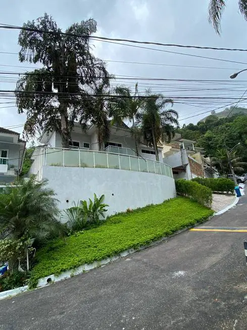 Foto 1 de Casa de Condomínio com 5 Quartos para venda ou aluguel, 610m² em Anil, Rio de Janeiro