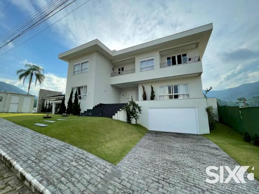 Foto 1 de Casa de Condomínio com 5 Quartos à venda, 570m² em Ariribá, Balneário Camboriú