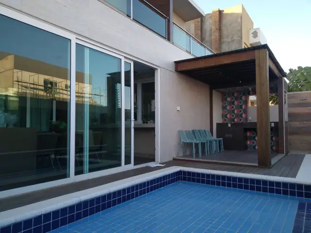 Foto 1 de Casa de Condomínio com 5 Quartos à venda, 343m² em Aruana, Aracaju