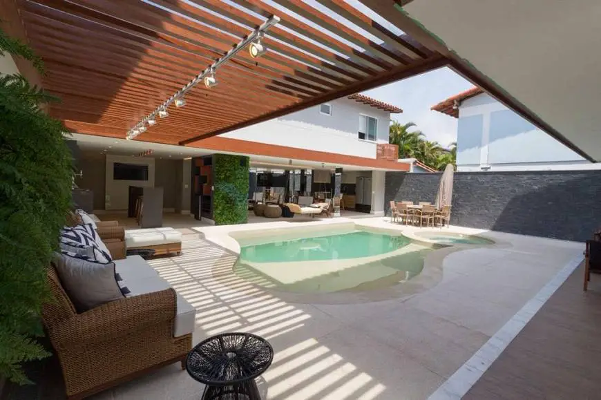 Foto 1 de Casa de Condomínio com 5 Quartos à venda, 459m² em Barra da Tijuca, Rio de Janeiro