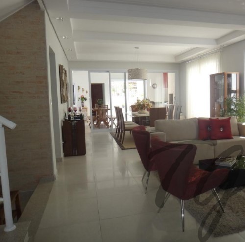 Foto 3 de Casa de Condomínio com 5 Quartos à venda, 310m² em Boa Vista, Sorocaba