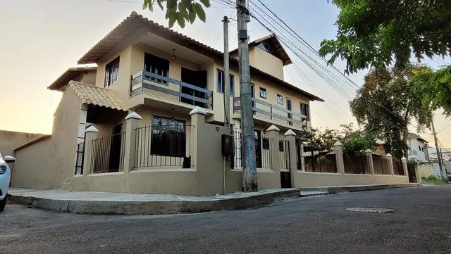 Foto 1 de Casa de Condomínio com 5 Quartos à venda, 400m² em Campo Grande, Rio de Janeiro
