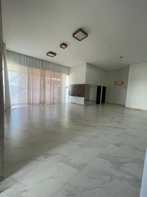 Foto 1 de Casa de Condomínio com 5 Quartos à venda, 270m² em Centro, Barra dos Coqueiros