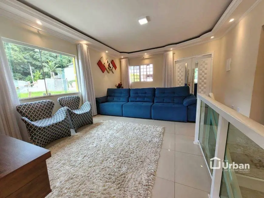 Foto 2 de Casa de Condomínio com 5 Quartos à venda, 200m² em Chácara Roselândia, Cotia