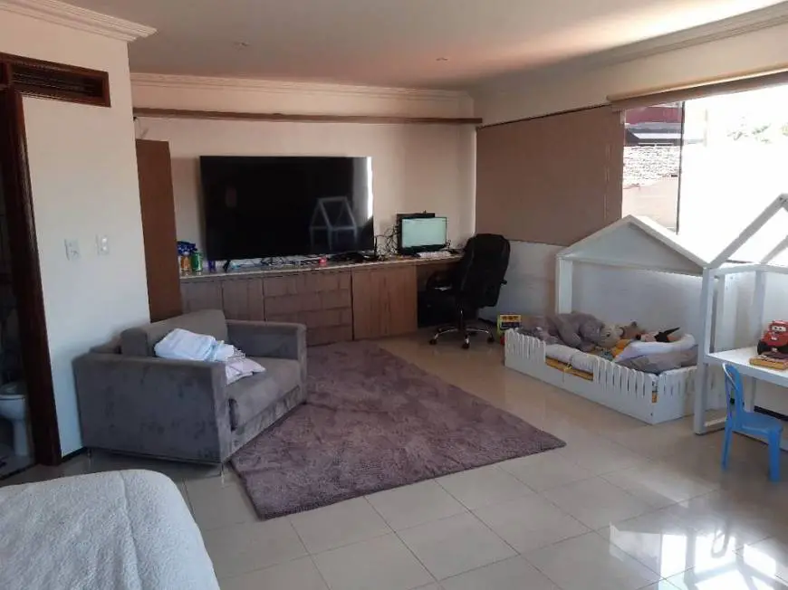 Foto 3 de Casa de Condomínio com 5 Quartos à venda, 325m² em Engenheiro Luciano Cavalcante, Fortaleza