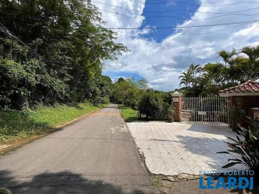 Foto 5 de Casa de Condomínio com 5 Quartos para venda ou aluguel, 842m² em Parque Silvino Pereira, Cotia