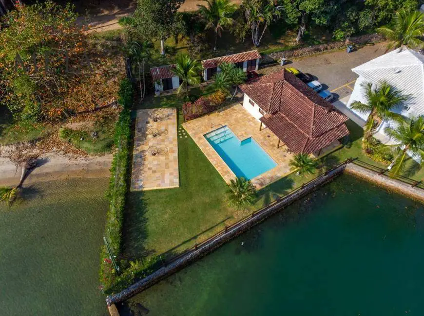 Foto 1 de Casa de Condomínio com 5 Quartos para venda ou aluguel, 400m² em Pontal, Angra dos Reis