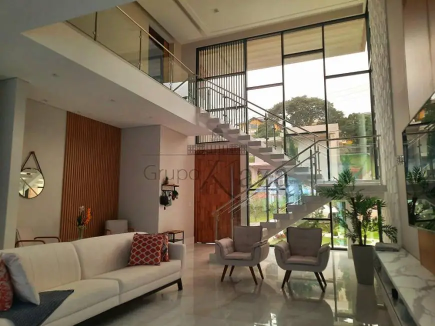 Foto 4 de Casa de Condomínio com 6 Quartos à venda, 600m² em Condomínio Residencial Mirante do Vale 	, Jacareí