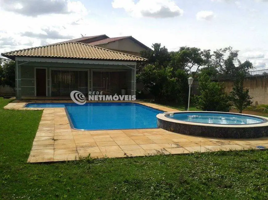 Foto 1 de Casa de Condomínio com 7 Quartos à venda, 760m² em Park Way , Brasília