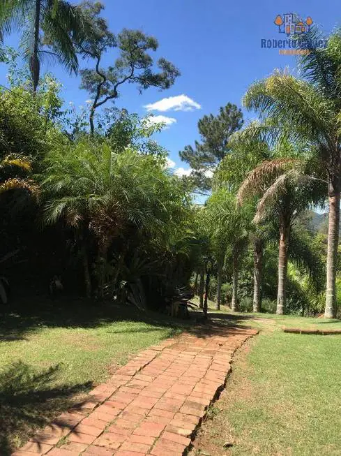 Foto 2 de Chácara com 2 Quartos à venda, 180m² em Amparo, Nova Friburgo