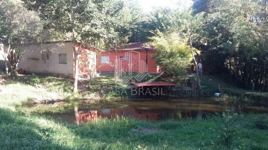 Foto 4 de Chácara com 2 Quartos à venda, 240m² em Freitas, São José dos Campos