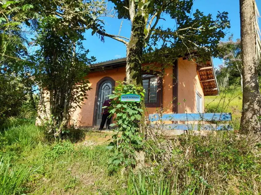 Foto 1 de Chácara com 2 Quartos à venda, 60m² em , Santo Antônio do Pinhal