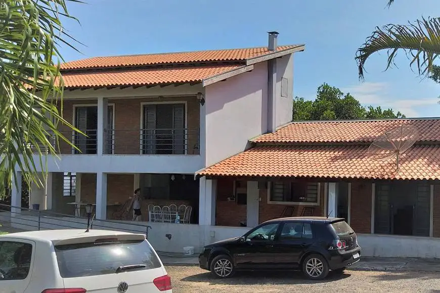 Foto 2 de Chácara com 3 Quartos à venda, 229m² em Chacaras de Recreio Helico, Santa Bárbara D Oeste